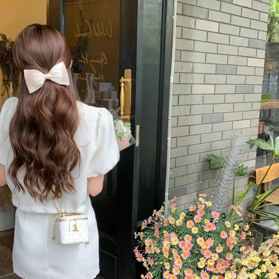 泳池派对大屠杀